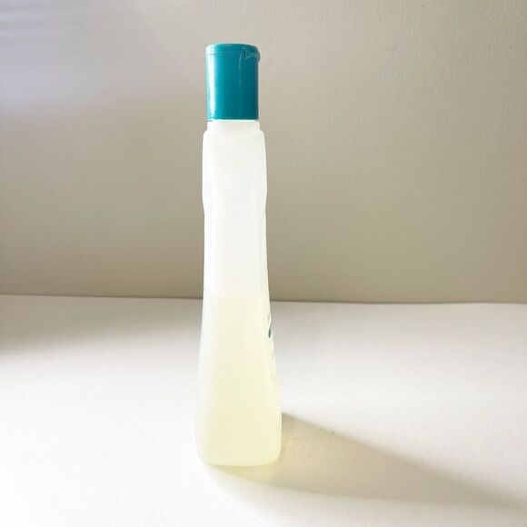 Vintage 90s Avon Skin So Soft Original Bath Oil 1991 75% Full - Picture 2 of 6